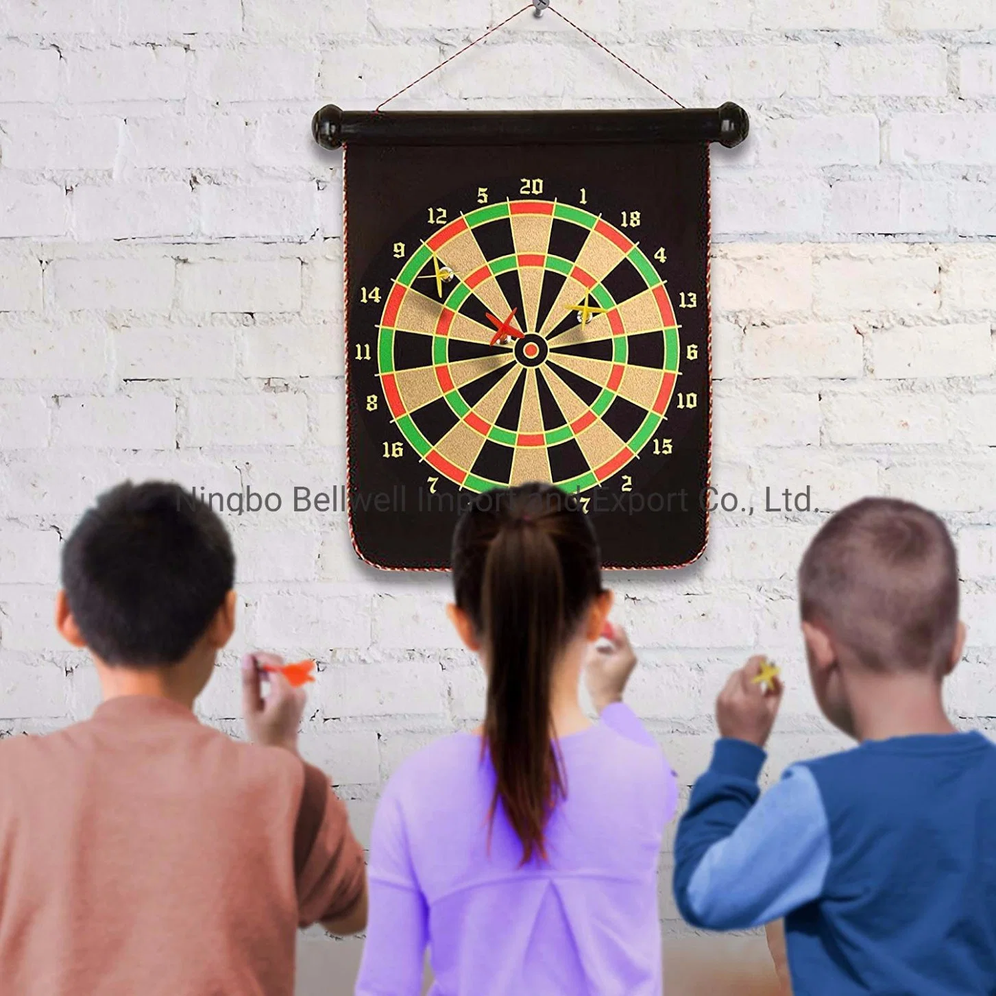 Magnetic Dartboard with 6PCS Darts for Indoor and Outdoor Play