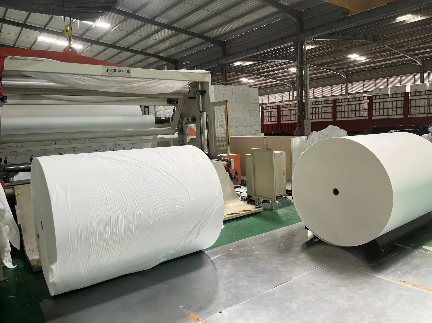 Grade a Wood Pulp Jumbo Roll Tissue for Toilet Paper, Facial Tissue