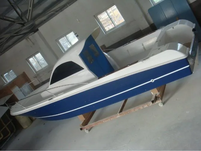 China 27FT 8.3m Fiberglass Fishing Speed Motor Boat for Sale