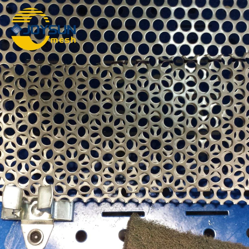 CNC Stamping Machining Parts, Service Punching Fence Decking Speaker Grill Mesh Metal 0.8mm Perforated Metal Sheet