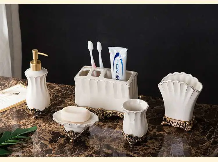 Bathroom Luxury Design Hotel Home Decoration Ceramic Bathroom Accessory Set