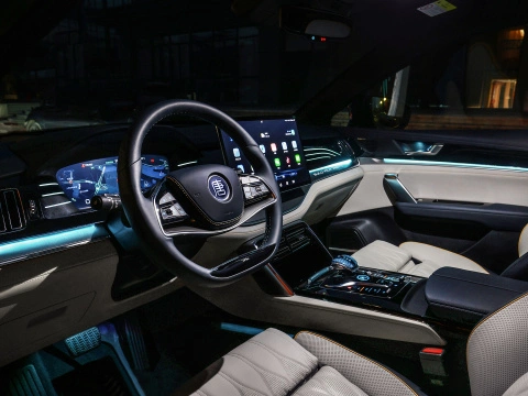 Véhicule électrique de luxe B-Y-D Tang 635km 4RM 2023 Smart Electric Voiture LCD Intelligent Auto Cars avec 4G Internet