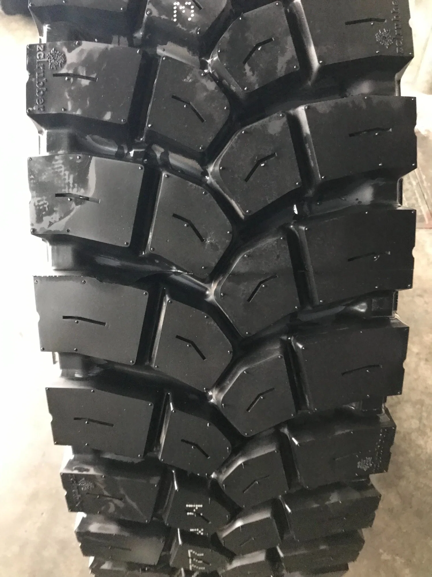 China Top Tire Brand Chaoyang Westlake Goodride 11r22.5 12r22.5, 315/70r22.5, 315 80r22.5-20pr MD777 Promotional Radial Truck Tyres/TBR Tyres