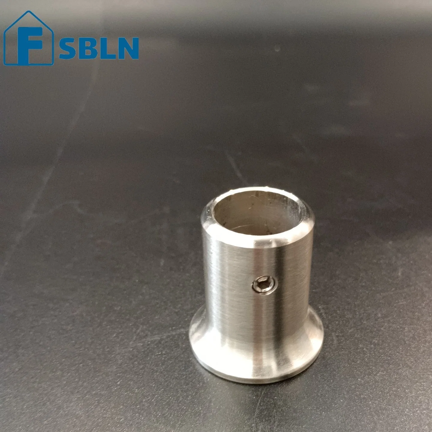 Stainless Steel Mirror Finish Wall to Glass Clamp Holder Manufacturer Tube Connector