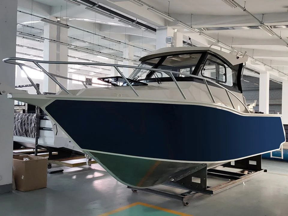 High Speed Offshore Aluminum Motor Watercraft Cabin Boat for Leisure