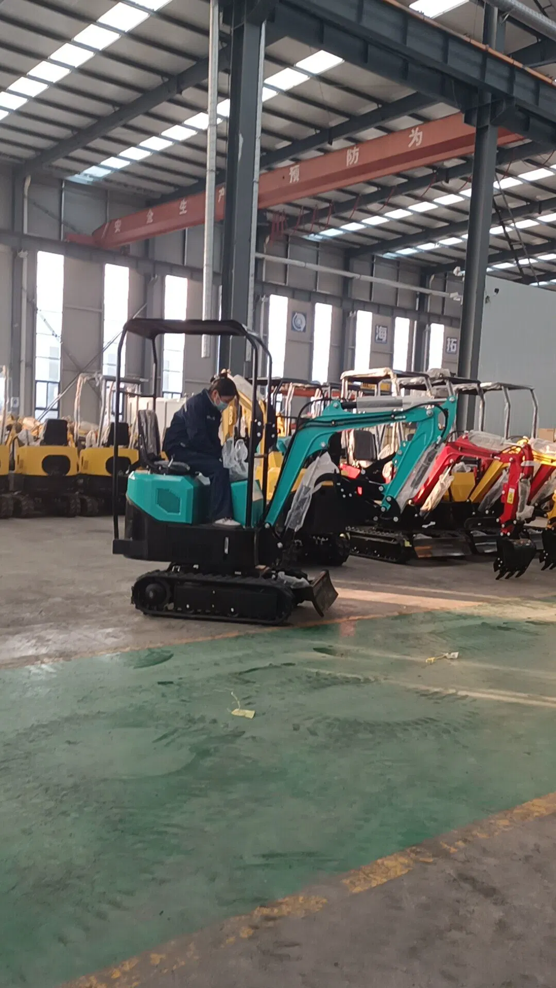 Ht10c 1000kg mini-excavateur l'Agriculture de l'équipement du tracteur de ferme avec un marteau