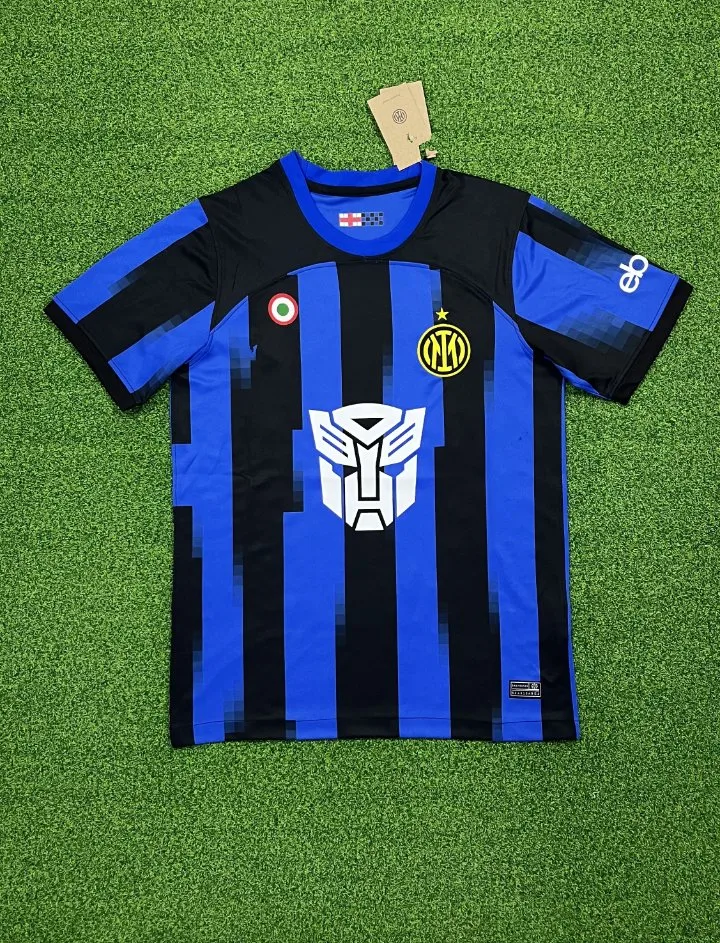 Factory Custom Men's Sublimation Soccer Uniform Set Football Shirts/Jerseys/Sports Wear