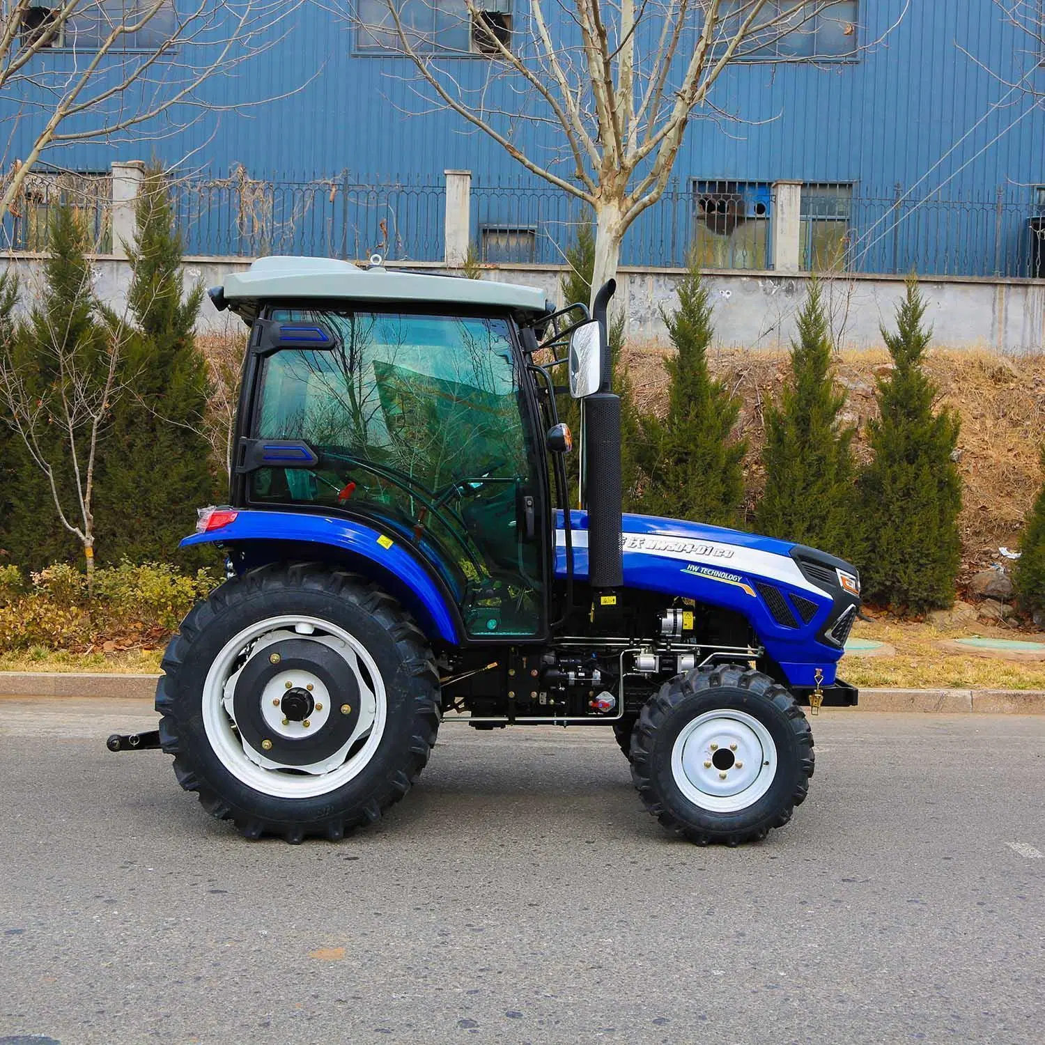 Agrcultural Farming Machine 50HP 4WD Tractors with Cab