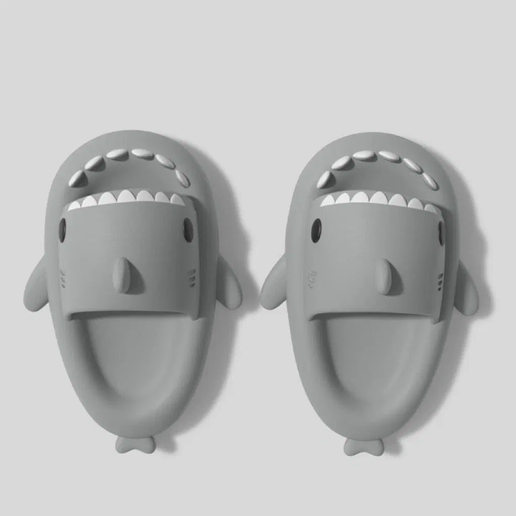 2023 Promotion Wholesale/Supplier Home Indoor Cute Adult Couple EVA Soft Sole Slippers Shark Slides Baby Sharks Flip Flop Sandals Shoes