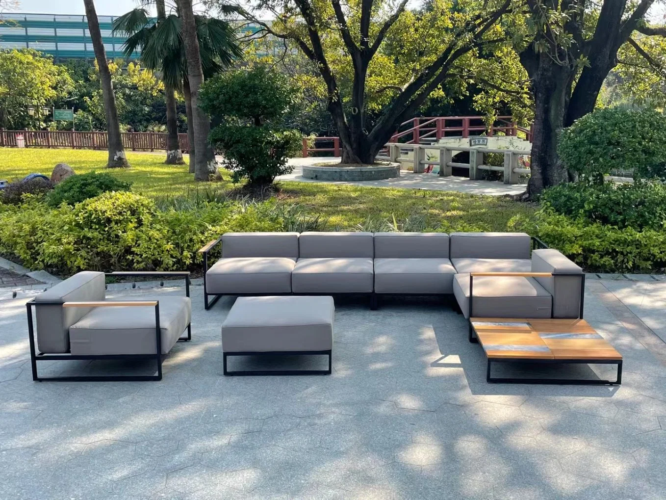 حديقة هوت سواي باتيو تصميم حديث أثاث خارجي خشبي صلب أريكة مصنوعة من خشب الساج