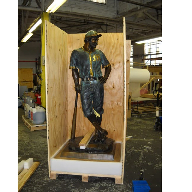 Gymnasium Outdoor Decorative Sculpture Life Size Bronze Baseball Player Statue