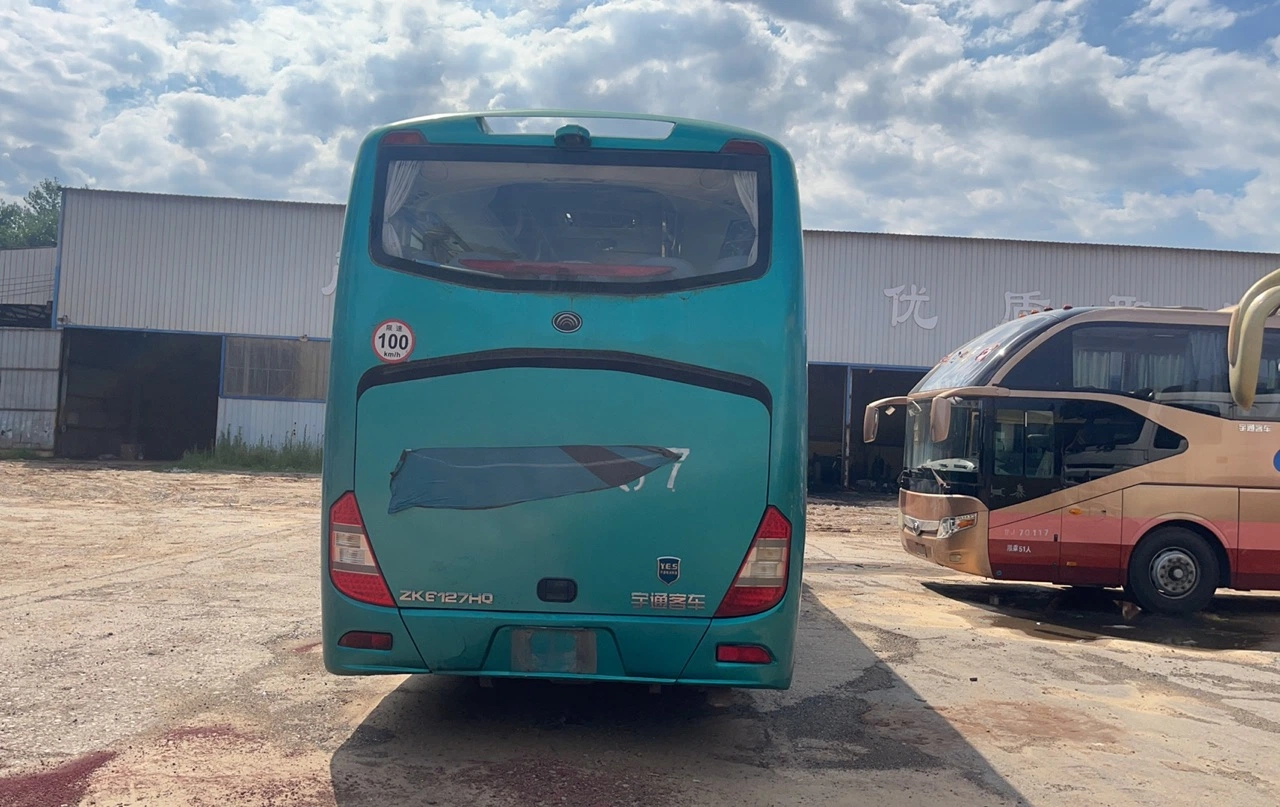 Bus Yutong Bus de segunda mano en venta en África se utilizan los autobuses y autocares, Modelo Zk6107, 35 plazas del pasajero