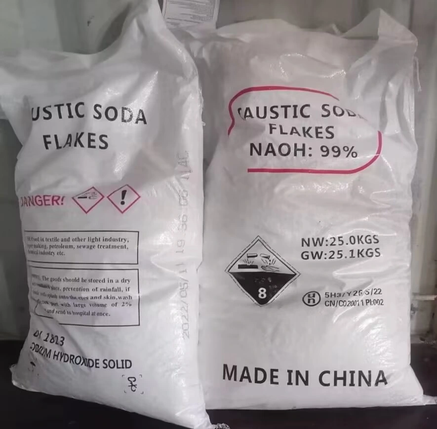 99% هيدروكسيد الصوديوم NaOH Sodium CAS 1310-73-2 من رقائق الصودا الكاوية مع سعر منخفض