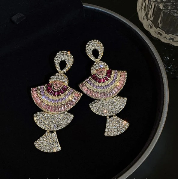 Banquet Jewelry Accessories Vintage Baroque Style Geometric Drop Earrings Women Pink Zircon Crystal Sector Dangle Earrings