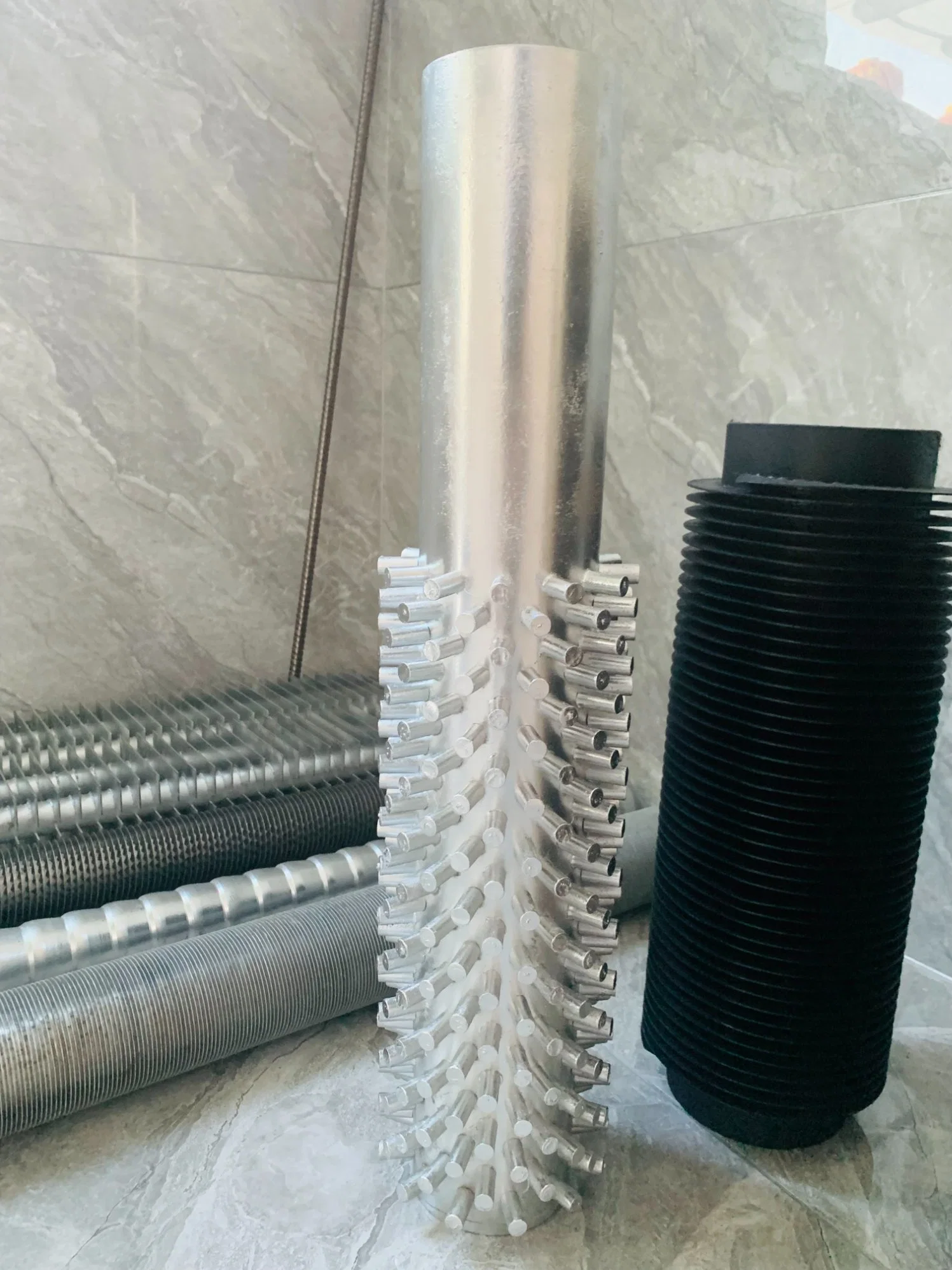 Refroidisseur d'Air Fin Tube en cuivre ou laiton avec ailettes en aluminium extrudé