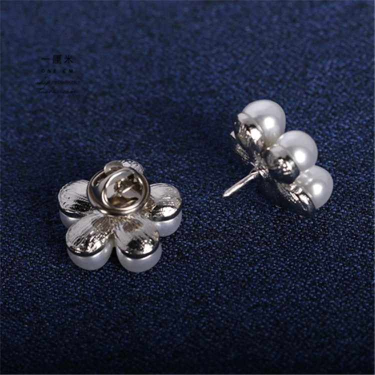 Small Daisy Corsage Pearl Brooch Small Button Shirt Collar Pin Shoulder Clasp