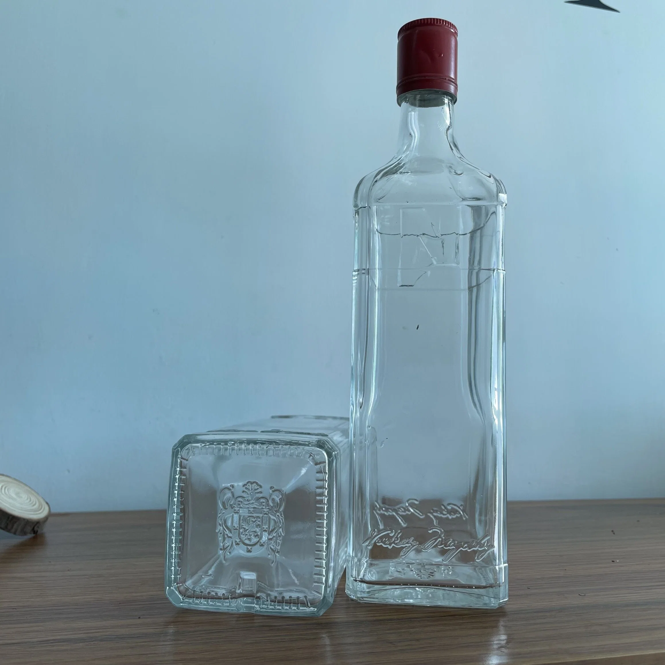 High Quality Super Flint Square Vodka Bottle/ High Clear Transparent Glass Bottle