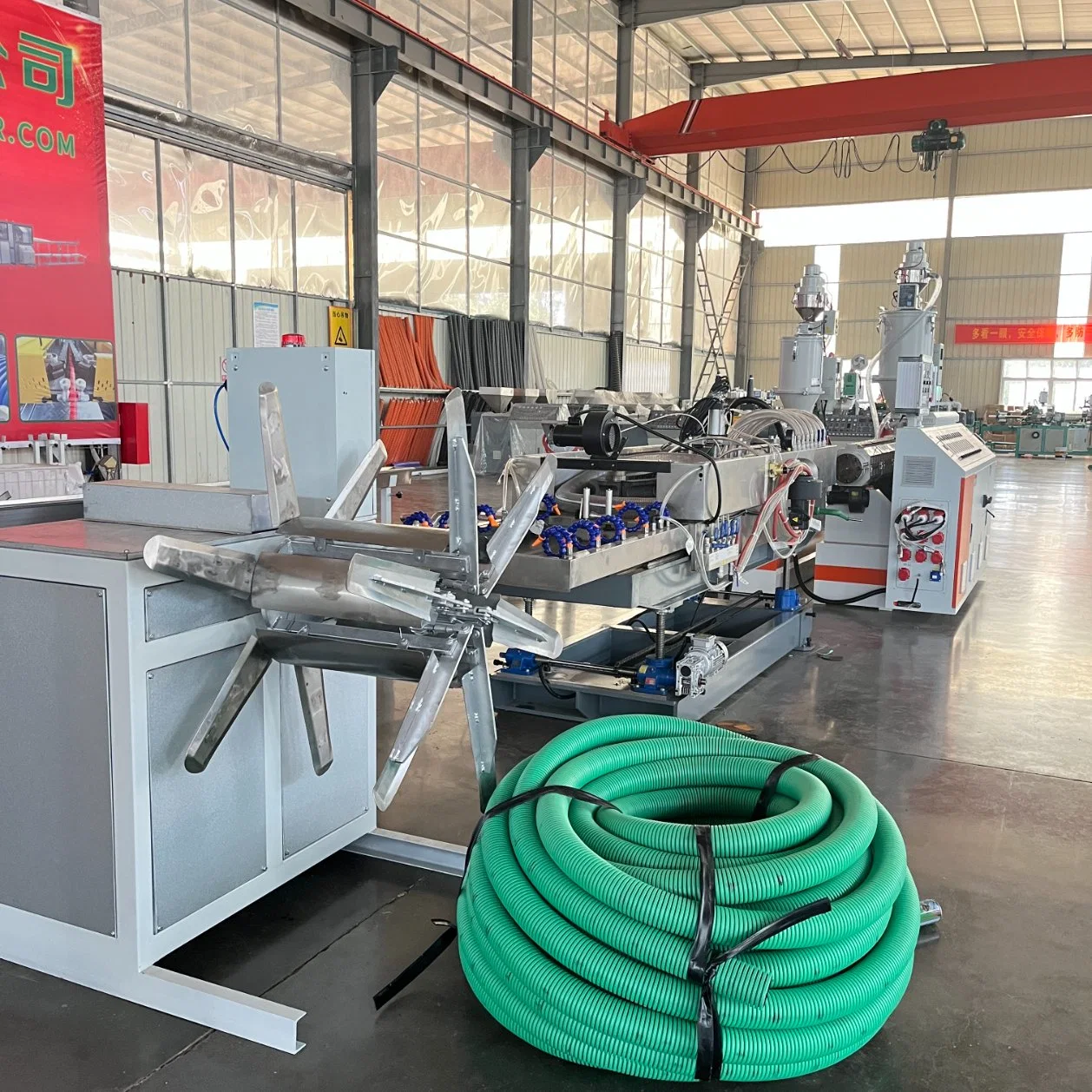 110mm HDPE Double Wall Corrugated Pipe Making Machine Plastic Corrugated Pipe Processing Machine