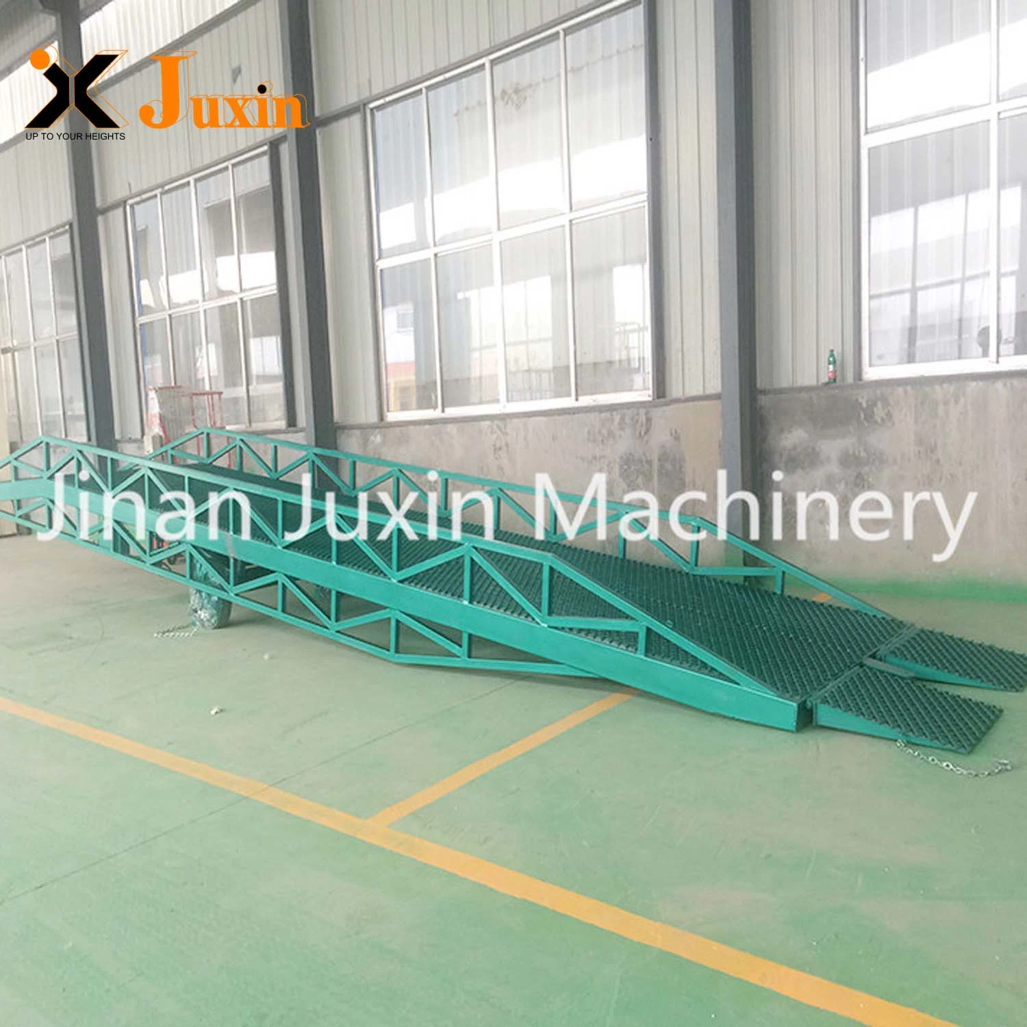 Hydraulic Container Forklift Loading Ramp Leveler Mobile Dock Ramp Container Loading Platform