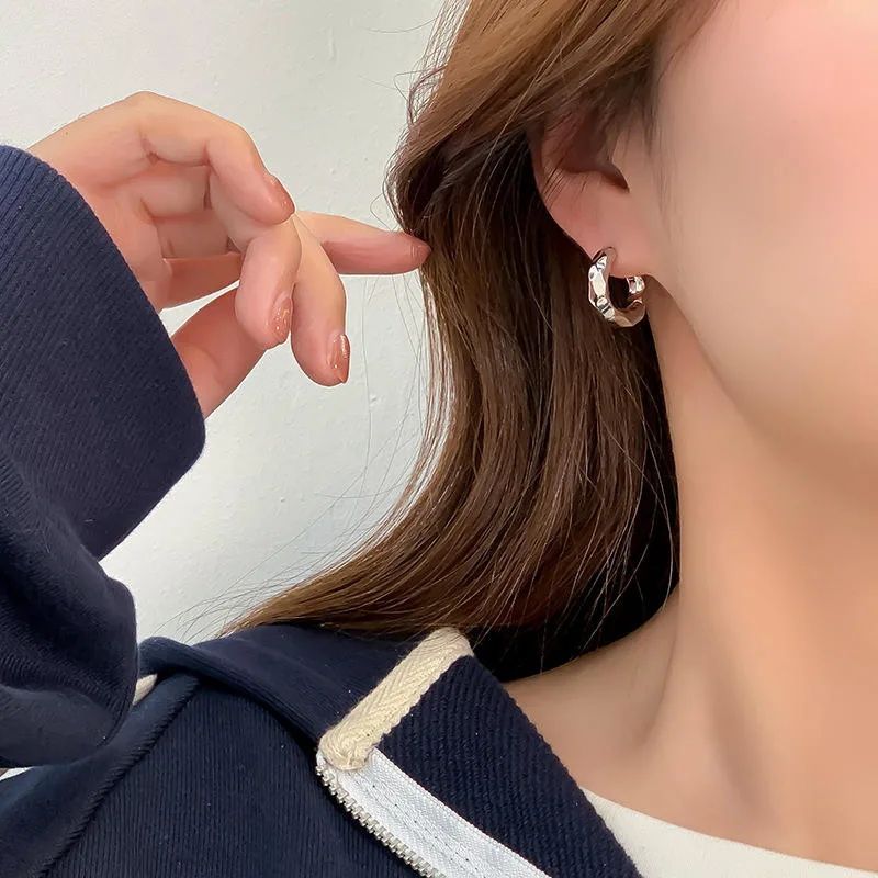 Vintage Metal Texture Ear Buckle Hoop Earrings Korean Fashion Jewelry