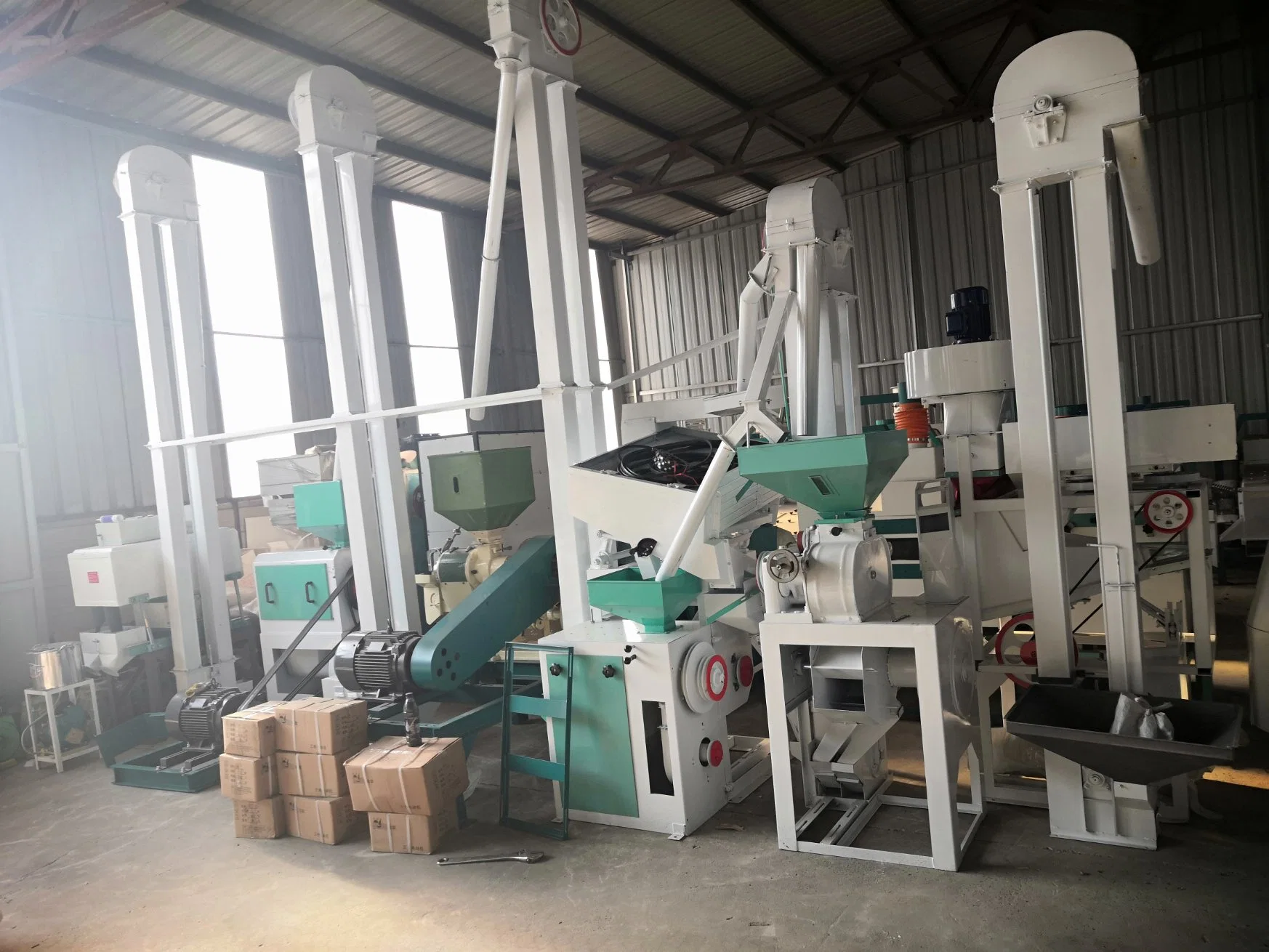 Commercial Household Small Millet Rice Milling Machine with Daily Output of 10 Tons