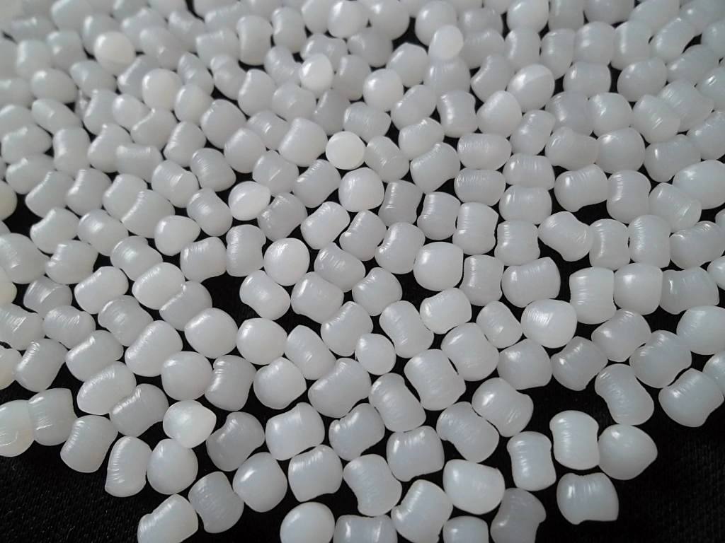 Résine plastique HDPE Polyéthylène Haute Densité de granules vierge