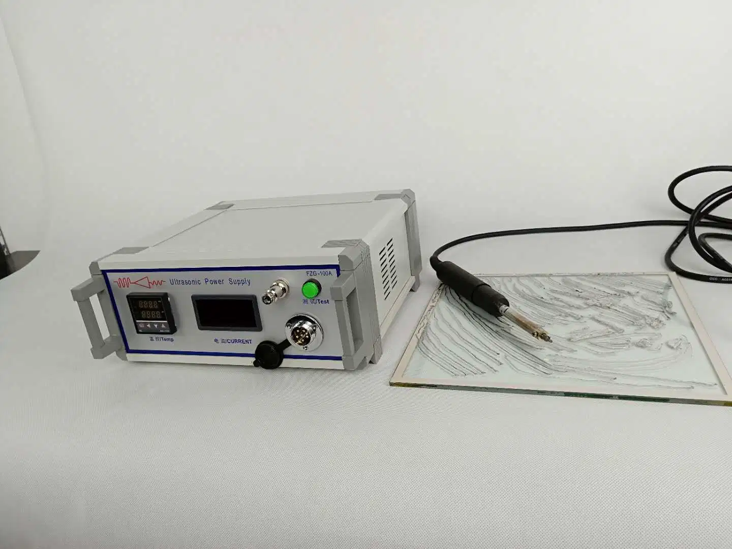 Ultrasonic Metal Welding Machine for Cu Welding and Soldering