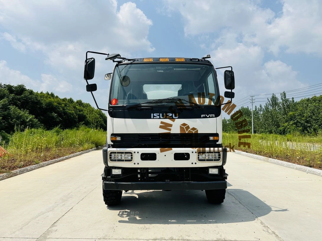 Isuzu 0FF Road All Drive 4X4 Kraftstoffverteiler Tankwagen 12ton/12cbm Öl-Tanker LKW zum Verkauf