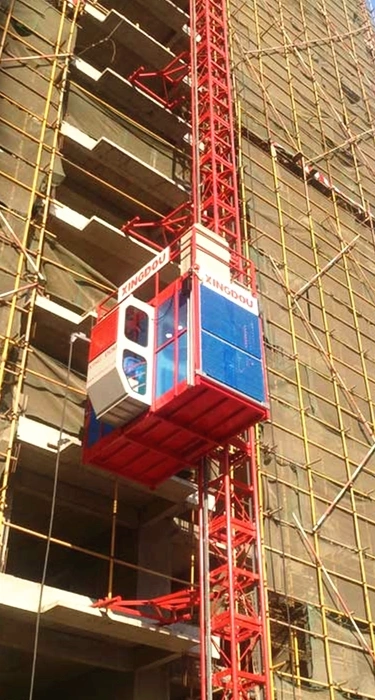 Construction Machinery Sc200 0-36m/Min Man Hoist/ Construction Lift Elevator