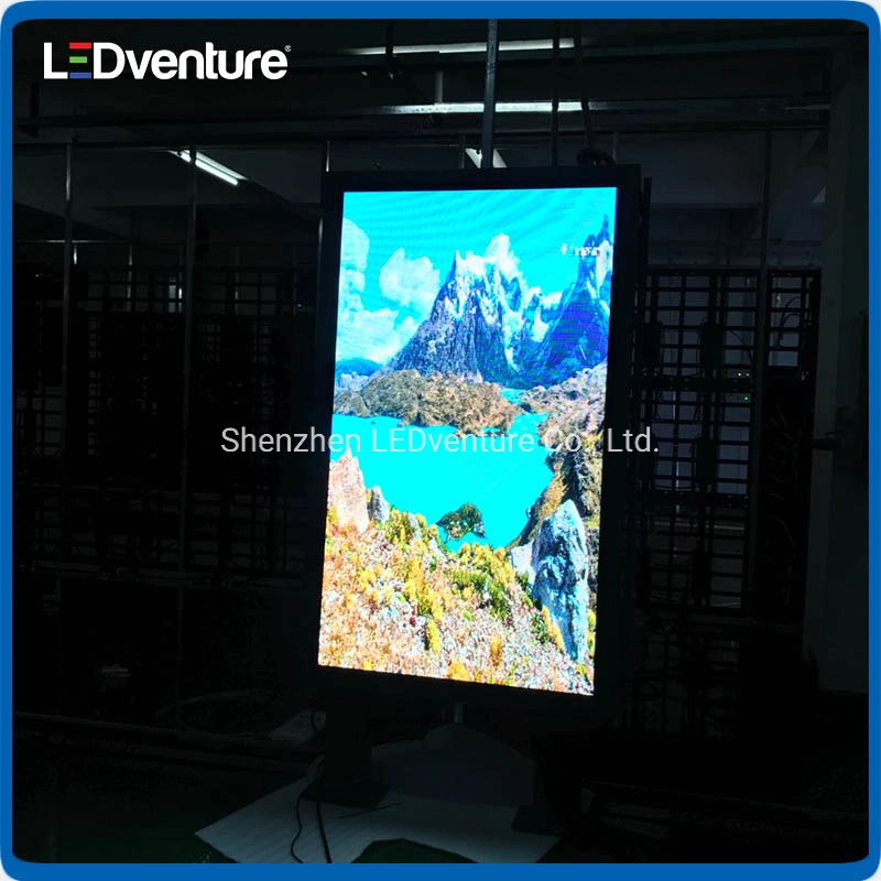 Outdoor Full Color P5 Smart Light Box LED Pole Display