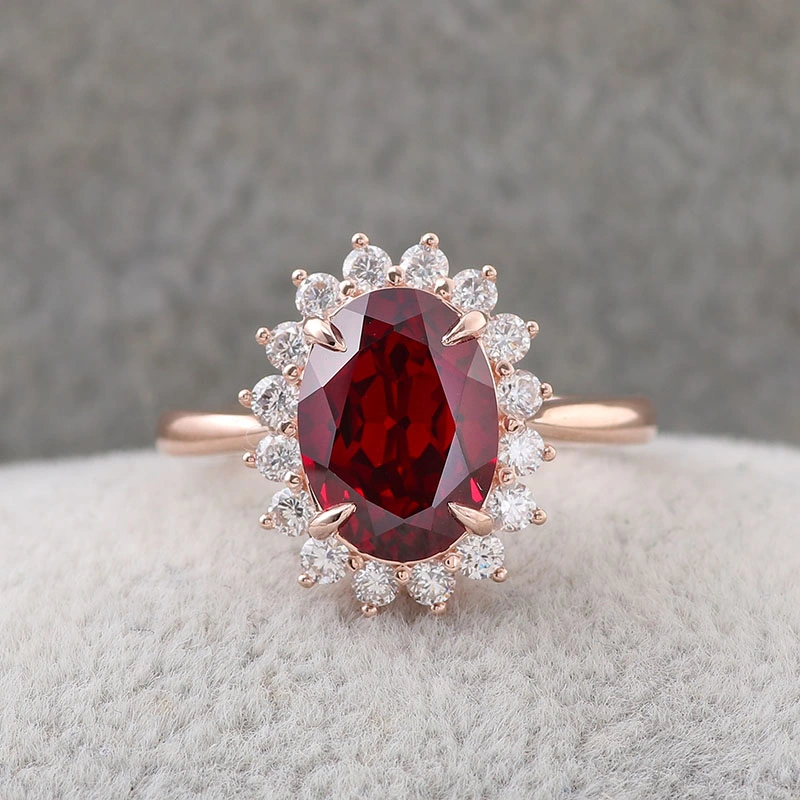 L'anneau rouge rubis Diana Ruby bague diamant or 14K et de forme ovale Ruby bague de fiançailles Bijoux diamants Lab Halo Anniversaire Cadeau pour sa