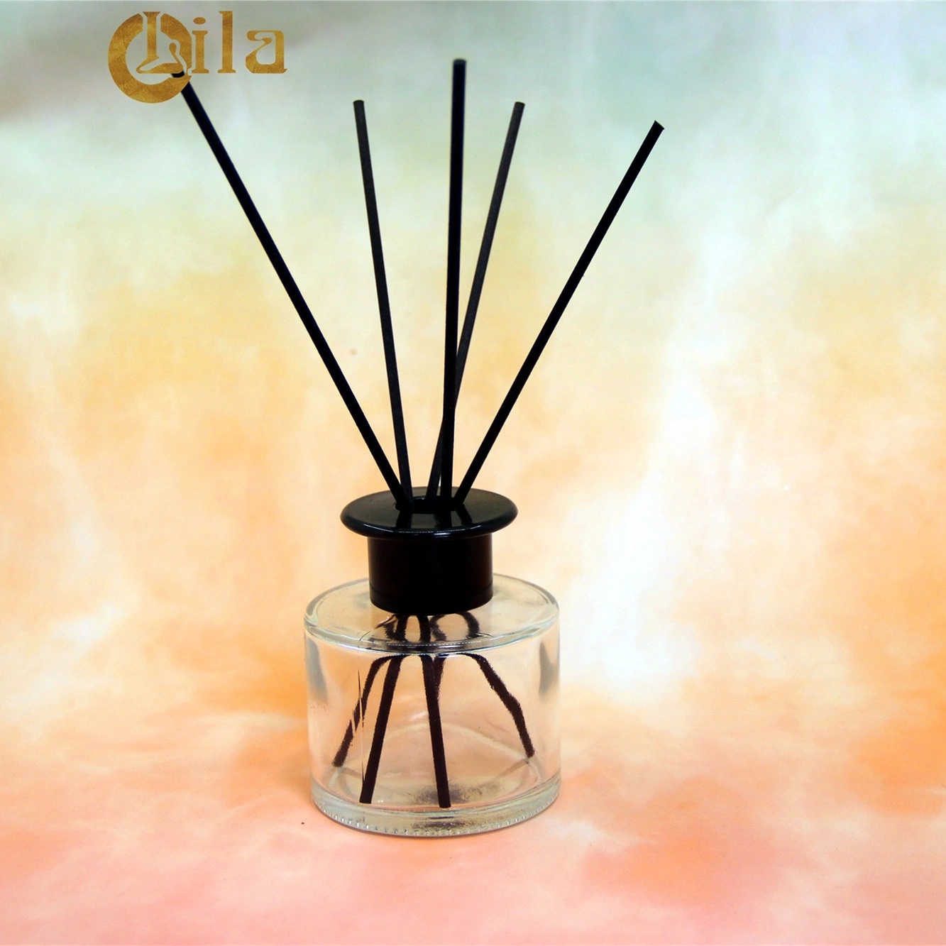 Hot Sale 100ml Fragrance Bottles Wholesale/Supplier Glass Perfume Diffuser Bottle with Cap Reed