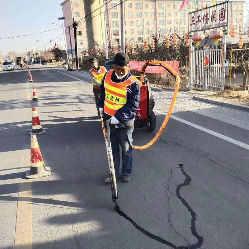 100 л герметичность дорожного движения машины на тротуаре Совместное заполнение герметик