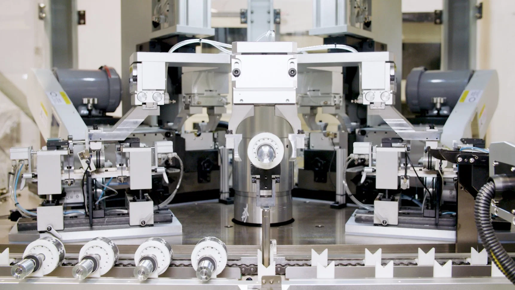 Rotor del motor de alta precisión, el motor del ventilador del rotor, rotor del motor del ventilador de corrección automática máquina de equilibrado con una buena calidad