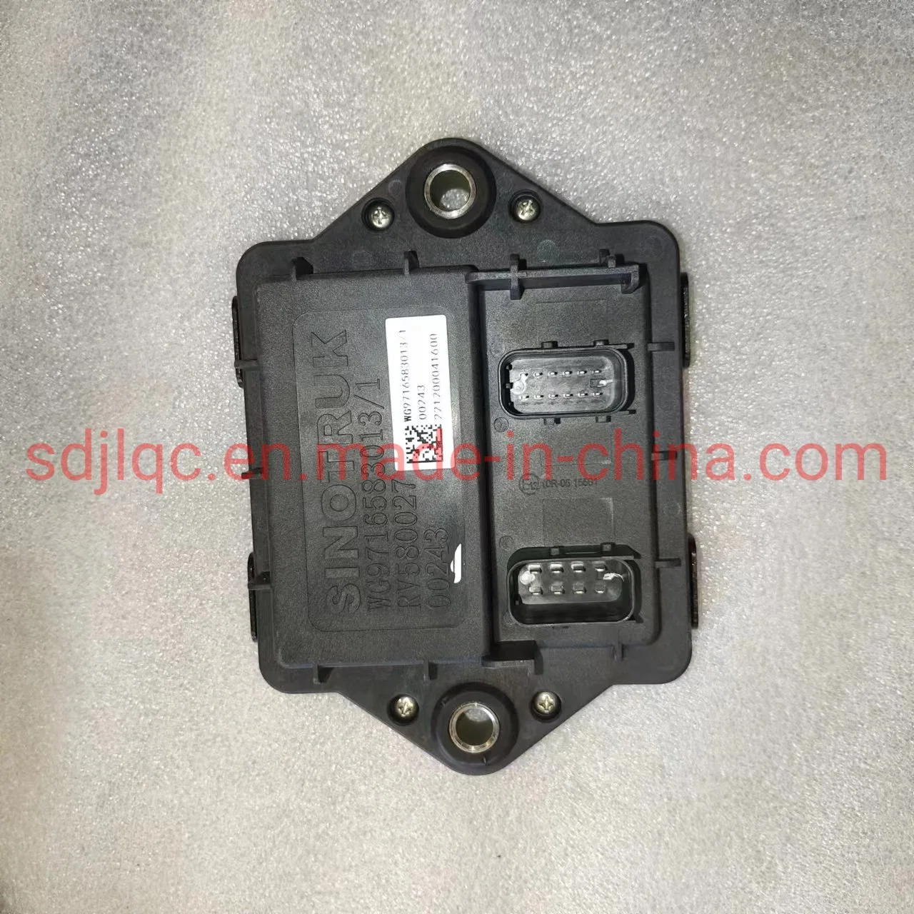 Buena calidad Precio barato Sintruk HOWO piezas originales Wg9716583013/1 camión Módulo de control para la venta