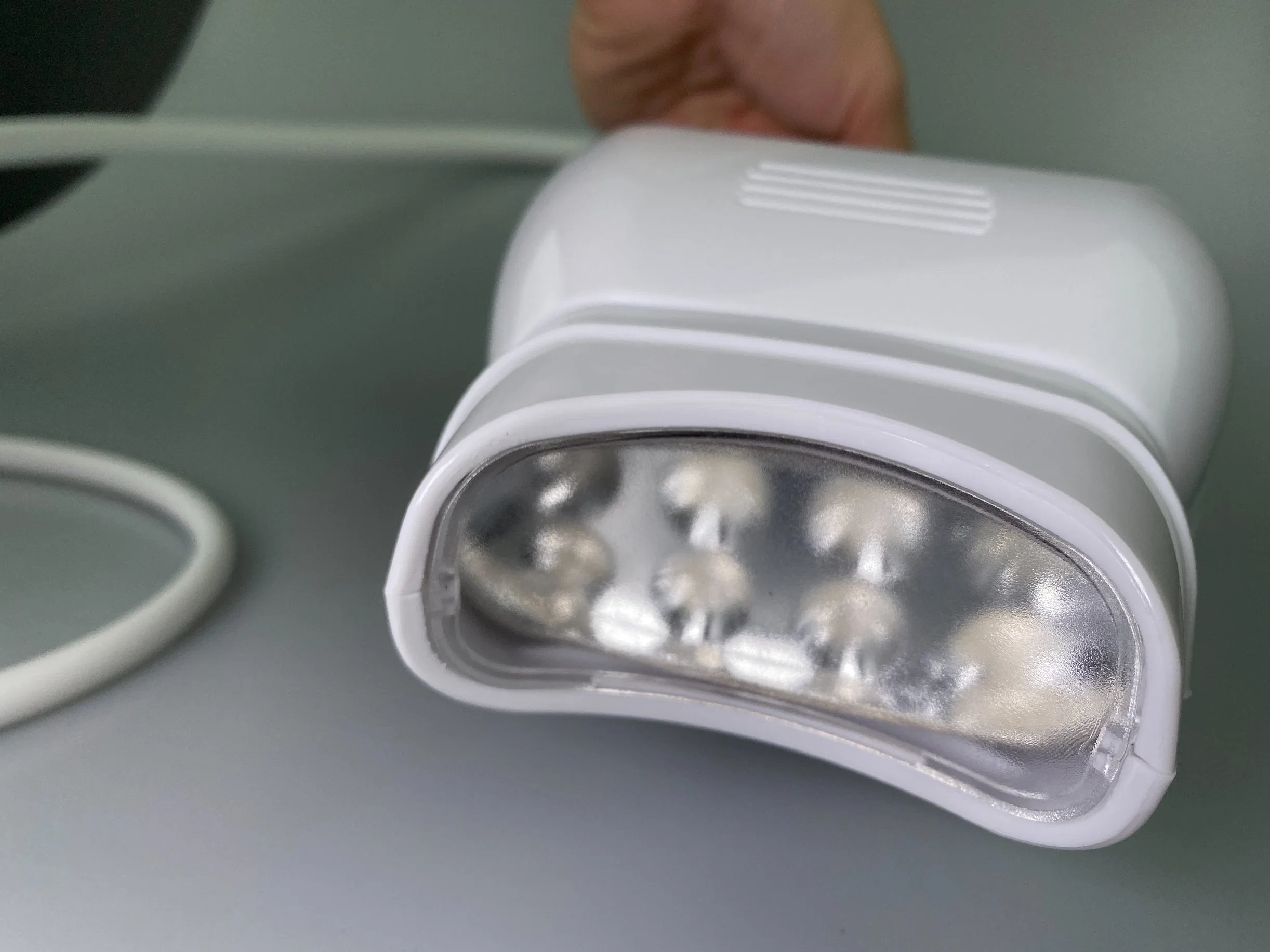 Unidad de blanqueamiento dental portátil lámpara LED dientes de máquina Luz blanqueadora