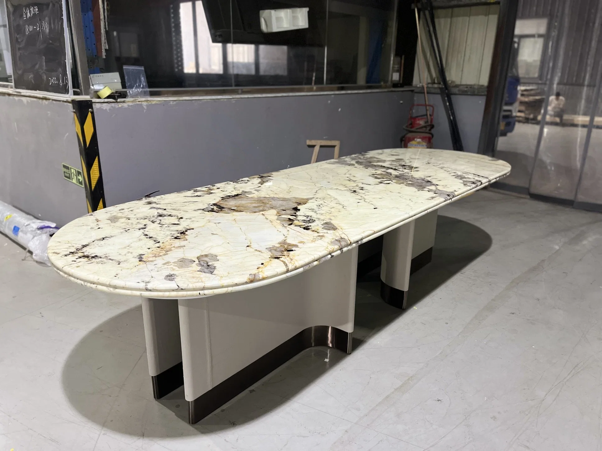 Copenhague Granite Luxury Dinning Table