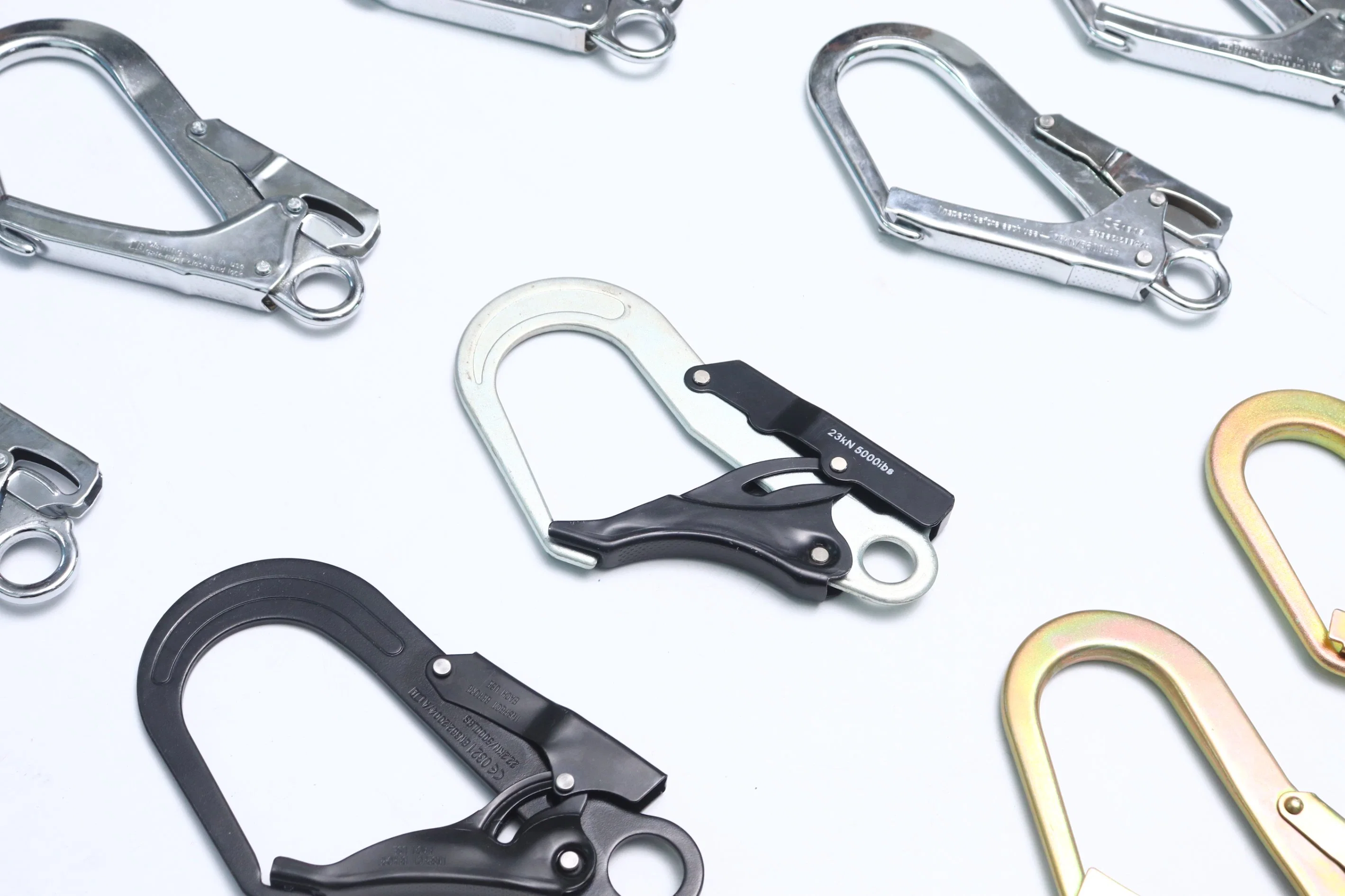 High quality/High cost performance  Safety Fall Safety Hook Mountain Climbing Self-Locking Buckle Hook