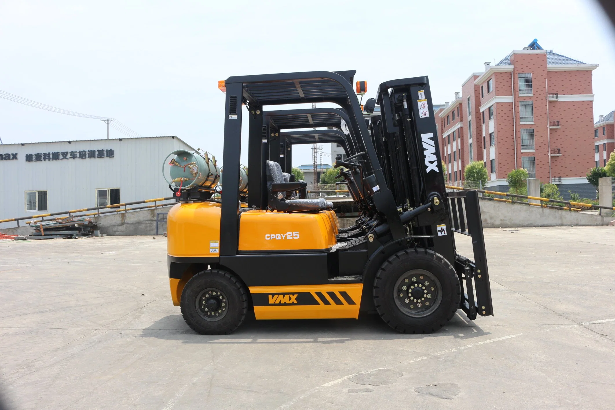 Fork Lift 2.5 Ton Lp Gas Forklift Truck