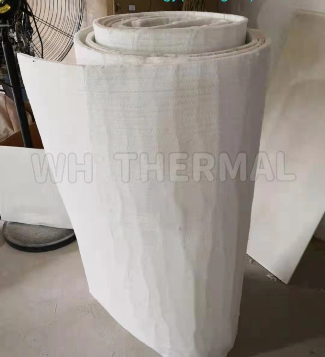 Made of Nano-Silica Aerogel as The Main Material and with Glass Fiber Insulation Cotton Through Special Process, Low Thermal Conductivity, Certain Tensile