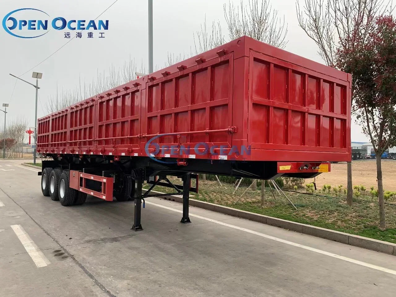 Customized 2 3 4 Axles 20 40 45 FT 60 80 100 Tons Side Dump Semi Trailer for Cargo Transportation