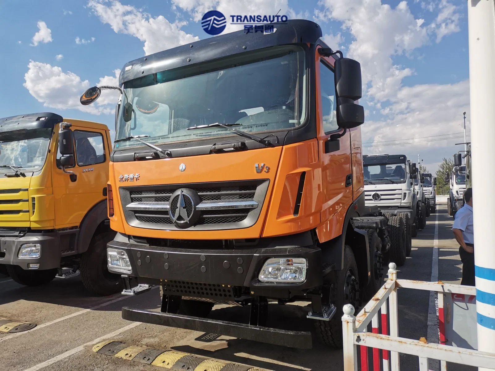 Nuevos o usados Mercedes Benz Beiben tecnología 6X4 380CV tractor camión de remolque de la cabeza la cabeza