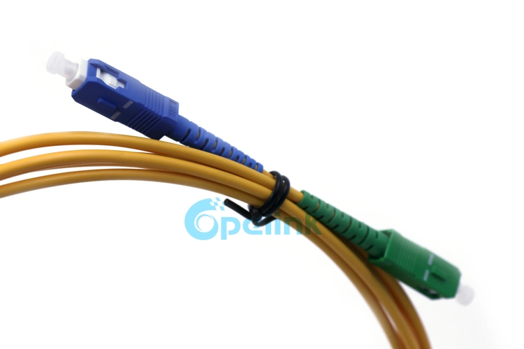 Singlemode Simplex G657A1 Sc/Upc-Sc/APC Fiber Optic Patchcord 3m