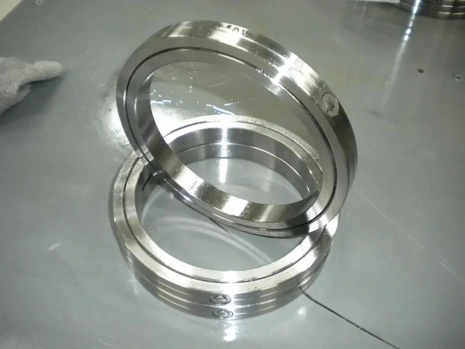 P5p4p0 RC10013 Sx011820 Cylindrical Slewing Roller Bearing High Rigidity Multidirectional Load Crossed Roller Bearing