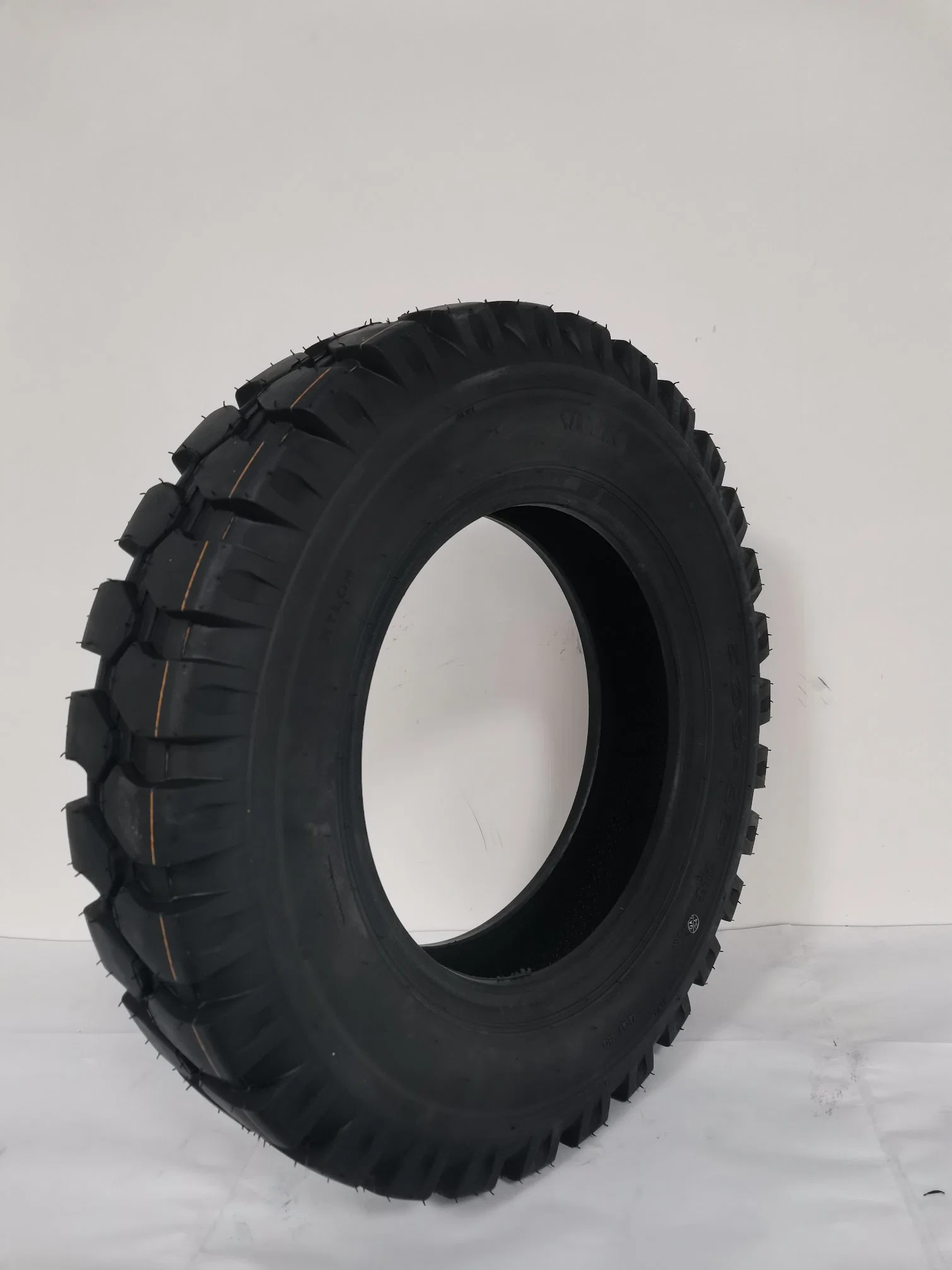 Tricycle Spare Parts Tricycle Tyres 8p295 Pattern 5.00-12 Rubber Tires