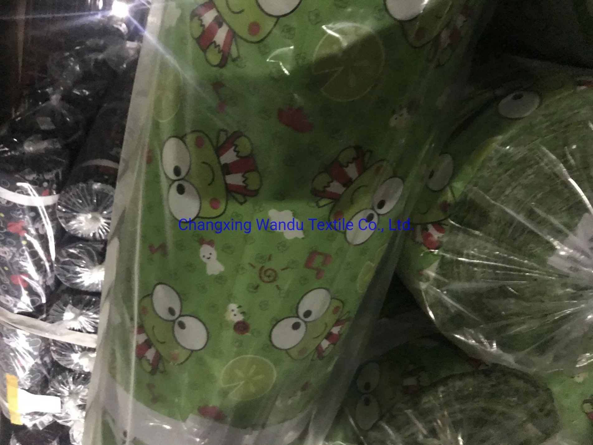 100% Polyester Fabric, Frog, Paris Tower, Chrysanthemum and Other Printed Fabrics, Chinese Textile Export