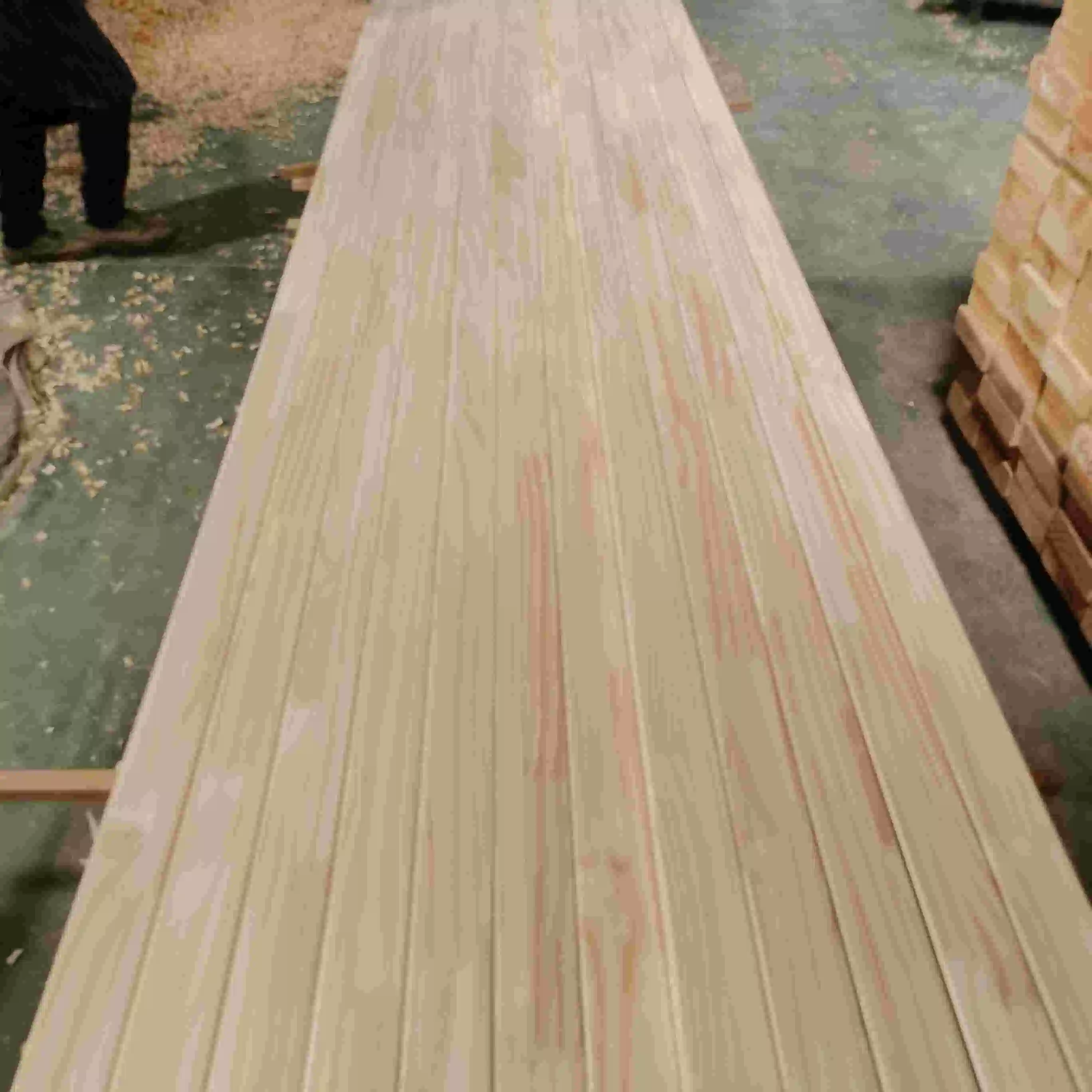 High quality/High cost performance  Buy Pine Timber Pine Wood Timber Solid Wood اللوحات