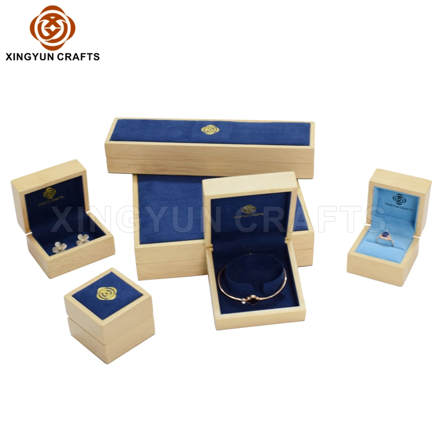 2023 New Arrive Custom Wooden Jewelry Set Packing Box Wood Painting Packaging Gift Box with Golden Logo