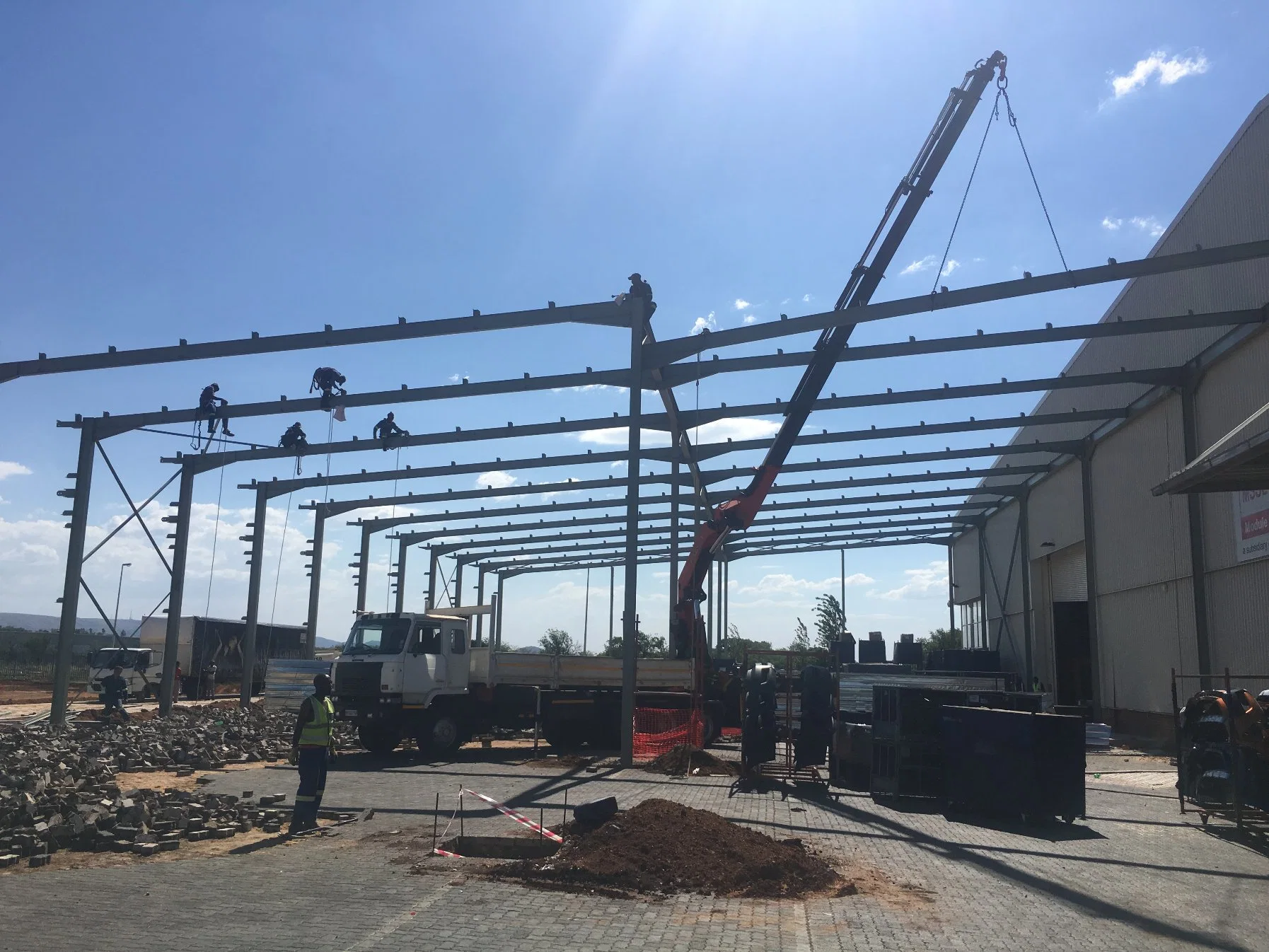 Structure en acier préfabriqué Commerical Bâtiment de l'atelier de châssis