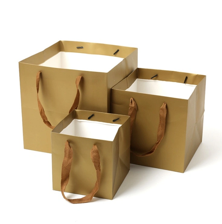 China Wholesale/Supplier 100% Recyclable Jewellery/Watch/Garments/ Gift Packaging Paper Bag with Ribbon Handles Euro Tote Bag Promotion Kraft Cardboard Paper Bags